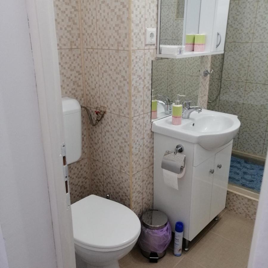 Karla Residence / Greta Residence Resita Ngoại thất bức ảnh